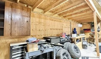 5404 Sioux Rd, Carlsbad, NM 88220