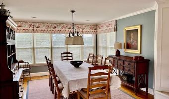 611 Wolcott Ave, Middletown, RI 02842
