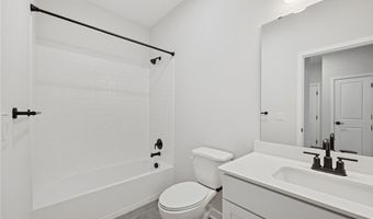 2164 Myla Way, Amherst, OH 44001