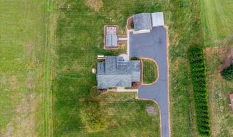 4619 Horseshoe Rd, Appomattox, VA 24522