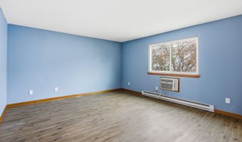 565 Clark Ave APT 17, Bristol, CT 06010