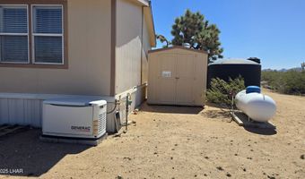 5558 E Red Barrel Rd, Yucca, AZ 86438