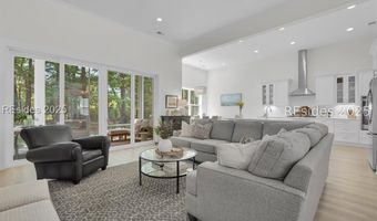 6 Meridian Point Dr, Bluffton, SC 29910