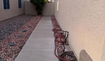 10910 W LAURELWOOD Ln, Avondale, AZ 85392