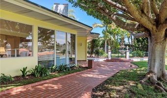 2086 Playa Rd, Carlsbad, CA 92009