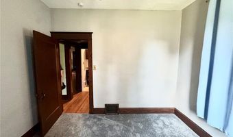 439 E 8th St, Alton, IL 62002