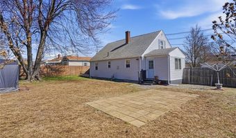 514 Killingly St, Johnston, RI 02919