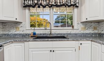 265 Barbour Dr, Aberdeen, OH 45101