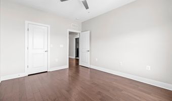 2109 MAIN LINE 102, Alexandria, VA 22301