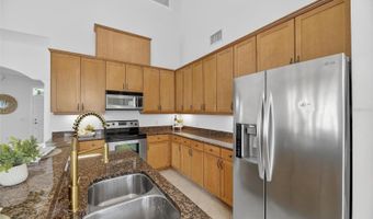 123 ABERDEEN POND Dr, Apollo Beach, FL 33572