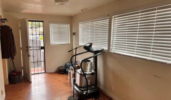 1423 S Poinsettia Ave, Compton, CA 90221
