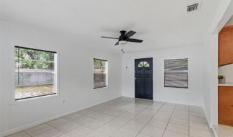 208 AVALONE Dr, Apopka, FL 32703