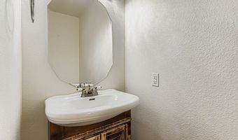 6820 Waterhen Cir, Las Vegas, NV 89108