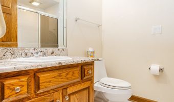 771 E Hickory Ave, Addison, IL 60101
