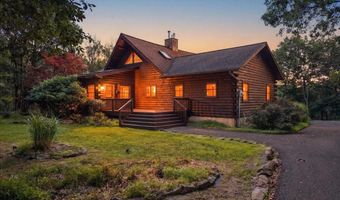 14 E Point Rd, Albrightsville, PA 18210