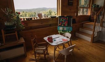 2113 Max Gray Rd, Calais, VT 05667