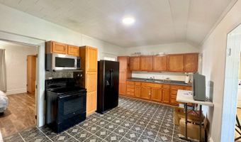 806 7th Ave, Britton, SD 57430