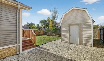 42362 N Poplar St, Antioch, IL 60002