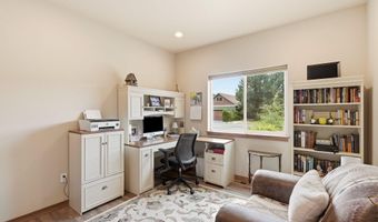 150 Links Dr, Blanchard, ID 83804