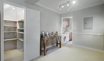 206 N TRENTON St 206-3, Arlington, VA 22203