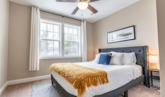 209 S Pine St, Aberdeen, NC 28315