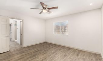 2085 N SUNSET Dr, Chandler, AZ 85225