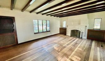 810 3rd St NW, Austin, MN 55912