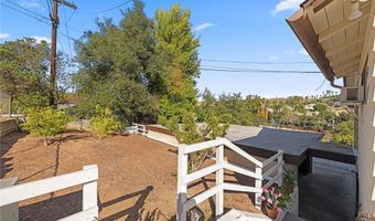 2401 Sunset Dr, Escondido, CA 92025