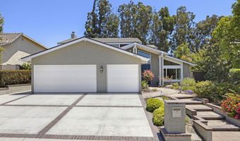 2142 Klamath Dr, Camarillo, CA 93010