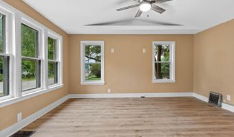 108 POND St, Amherst, WI 54406