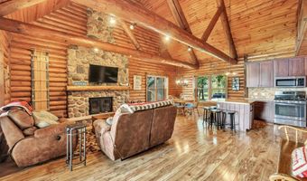 N1575 SILVER CANOE Road, Keshena, WI 54135