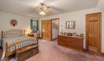 65 Paquette Rd, Bethel, VT 05060