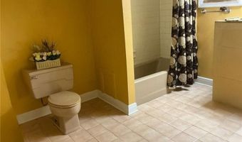 1433 PERRIN Dr, Arabi, LA 70032