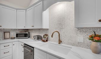 107 Besseleiu Ct, Bluffton, SC 29910