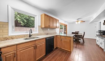 93 Idlebrook Ln, Aberdeen, NJ 07747