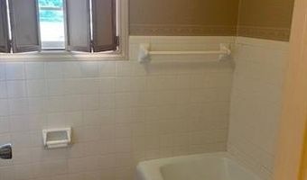 5621 CARL St, Alexandria, LA 71301