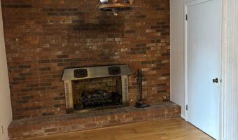 108 McDowell Dr, Boiling Springs, SC 29316