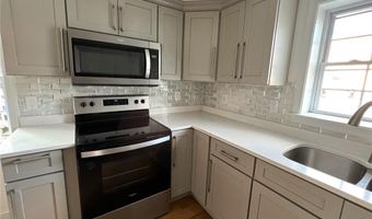 5 Church St 1, East Greenwich, RI 02818