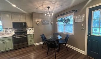 1102 10th St NW, Austin, MN 55912