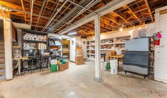 114 N Main St, Aurora, MN 55705