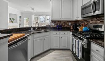 5986 KIMBERLY ANNE Way, Alexandria, VA 22310