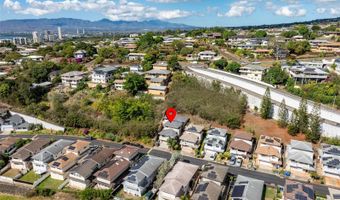 99-760 Holoai St, Aiea, HI 96701