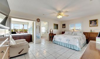 925 GOLF ISLAND Dr, Apollo Beach, FL 33572