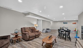 1027 Pinewood Ave, Chubbuck, ID 83202