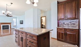 848 Timber Lake Dr, Antioch, IL 60002
