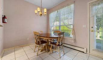 11 Nautical Ct, Bayville, NJ 08721