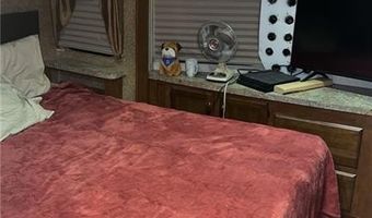 8785 NW Glenwood Rd, Amity, MO 64422