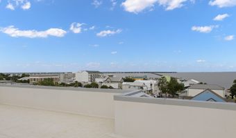 124 Court Unit # 206 St 206, Bay St. Louis, MS 39520