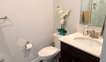 863 River Run Rd, Aurora, OH 44202