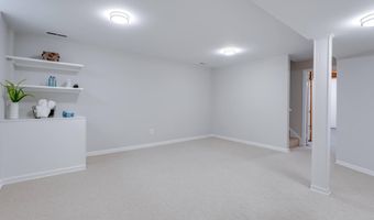 8702 PAPPAS Way, Annandale, VA 22003